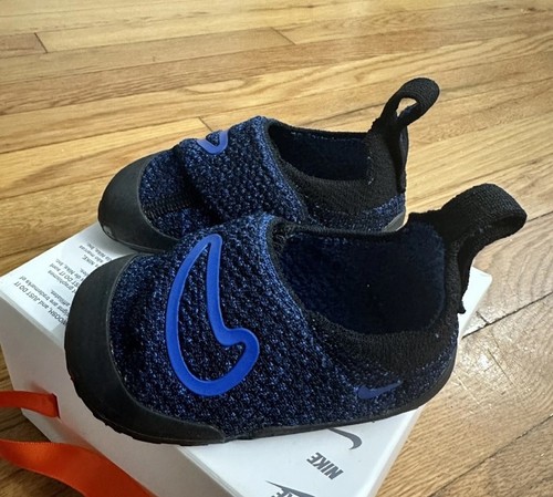 Nike swoosh flyknit - nike,