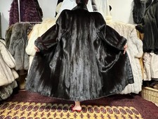 Nerzmantel Nerz Pelz Pelzmantel SAGA MINK ROYAL Real Fur Coat Pelliccia Visone