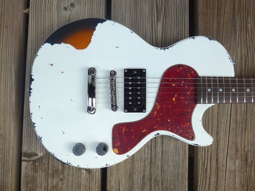 Epiphone les paul - gibson),