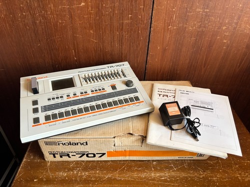 Roland 707 rhythm - roland, composer