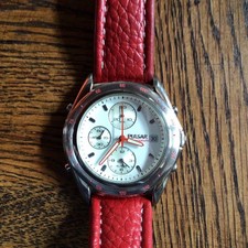 Pulsar Seiko Chronograph analoge Quartzuhr mit Alarm rotes Lederarmband