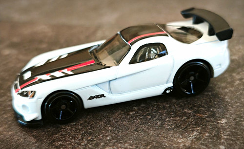 Hot wheels dodge viper srt10 - wheels,