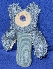 Greifling Moulin Roty Bär blau / grau mit Quietsche