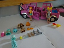 Polly Pocket STRETCH-LIMO CABRIO mit Pool und 3 Puppen, Inlineskates, Skateboard