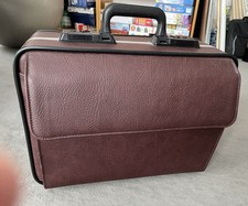 Arztkoffer mit Mappe Leder Farbe Weinrot Gut Erhalten Top Zustand