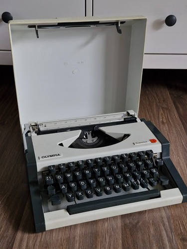 Olympia traveller vintage - olympia,