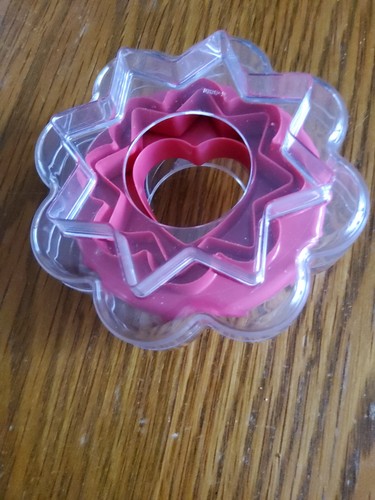 Tupperware set - tupperware,