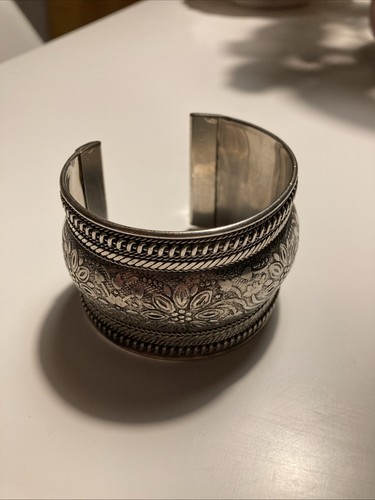 Edler silberner armreif - silberner, ?