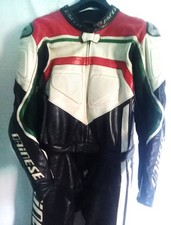 DAINESE Motorradkombi  Größe 50/52 ca. 1,80 m Dainese Handschuhe gratis