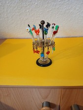 Bowlespieße mit unterschiedlichen Symbolen Vintage 12Stück im Ständer Nostalgie