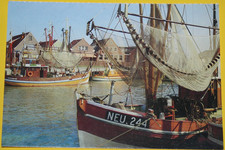 AK. Nordsee - Fischerhafen (Neuharlingersiel). Nicht beschriftet.  (10.604)