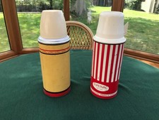 Paar vintage thermoskanne - paar,