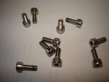 13 Impus Edelstahl Schrauben  M4 x 10 mm Gebraucht 