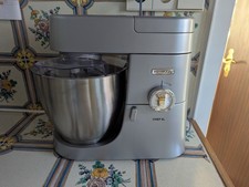 Kenwood Chef XL Titanium.  1200 Watt Küchenmaschine mit Mixer