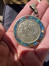 Maya Kalender Anhänger Bunt