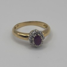 Verlobungsring mit Rubin und