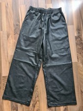 NEU Pieces weiche Kunstleder-Hose / Culotte Gr. S schwarz Gummizug-Bund 