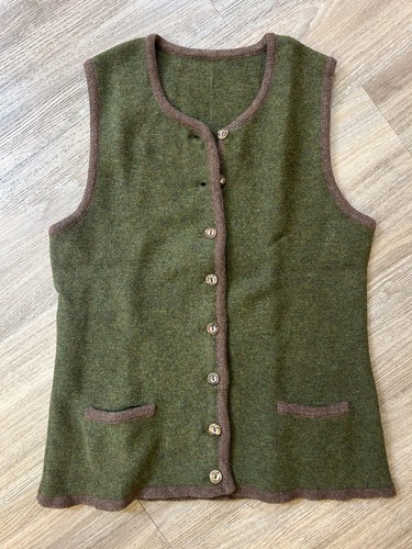 Trachtenstrickweste