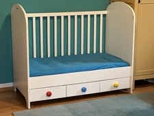 Babybett GONATT Ikea 60x120cm Zwei Ebenen Weiß