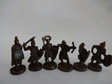 Satz Metallfiguren /