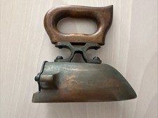 Antikes bügeleisen mit - antikes,