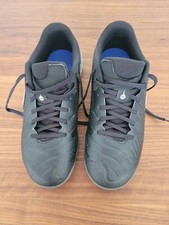 Nike Sportschuhe Gr. 40 schwarz