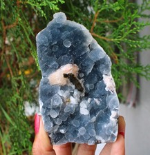 Stilbit mit Chalzedonkoralle