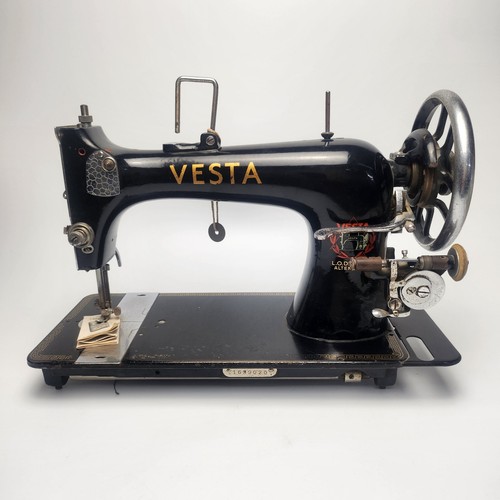Antike vesta nähmaschine - nähmaschine, l.o
