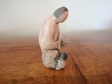 Vintage Keramik Figur Plastik Ton Mutter und Kind native Kunst beige 16cm 1960er