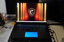 MSI Titan HX AI AXWIG-DE, 3 x