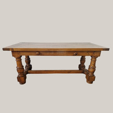 Antiker großer Tisch Esstisch