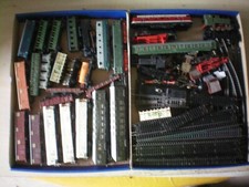 SPUR TT RIESENKONVOLUT LOKS-WAGEN-SCHIENEN ZUM BASTELN ODER HERRICHTEN  B