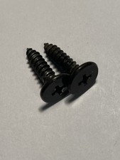 2x SCHRAUBEN TÜRPAPPEN