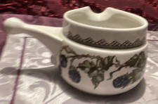 Goebel Le Rotisseur Brombeere Oeslauer Manufaktur kleiner Stieltopf Souffléform