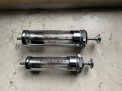 Glaskolbenspritze - x,