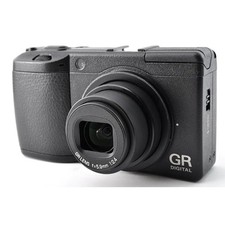 Ricoh GR Digital II GRD2