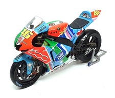 Minichamps Maßstab 1:12 122 073096 - Yamaha YZR-M1 MotoGP 2007 v. Rossi