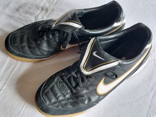 Nike Tiempo Fußball Hallenschuhe Indoor Größe 44,5 Neuwertig Wie Neu Top