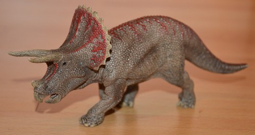 Schleich 15000 triceratops - schleich,