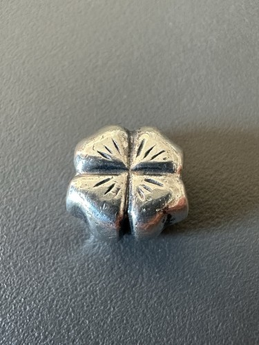 Original pandora element - 🌺,