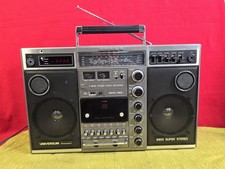 GHETTOBLASTER UNIVERSUM SENATOR SUPER STEREO 8800  (Radio Funktioniert Kas.nein)
