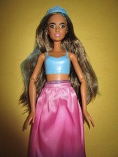 B1217) BARBIE MATTEL FESTER BIKINI+ROCK+VOLL BEWEGLICHE GELENKE+FLACHE FUSSFORM