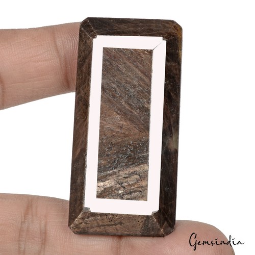 263 karat naturbraun saphir - 263.30,