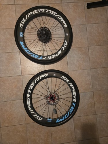 Carbon laufradsatz 700c - carbon,