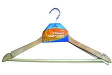 3 Holzkleiderbügel