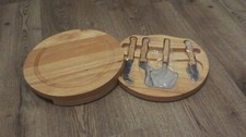 Käsebrett aus Kautschukholz mit 4 Käsemessern rund 26 cm Holz schneidebrett käse