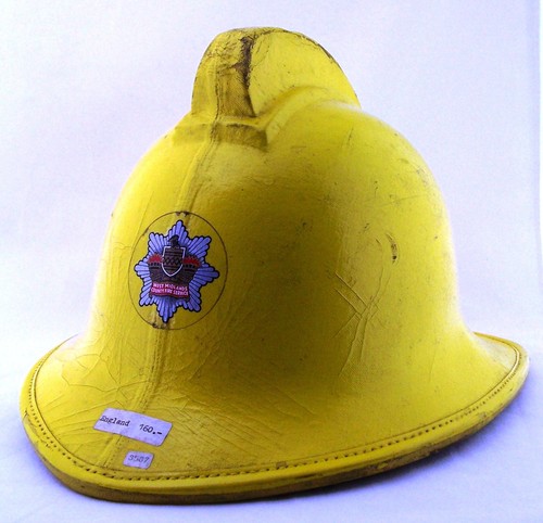 Feuerwehrhelm aus england - aus, um