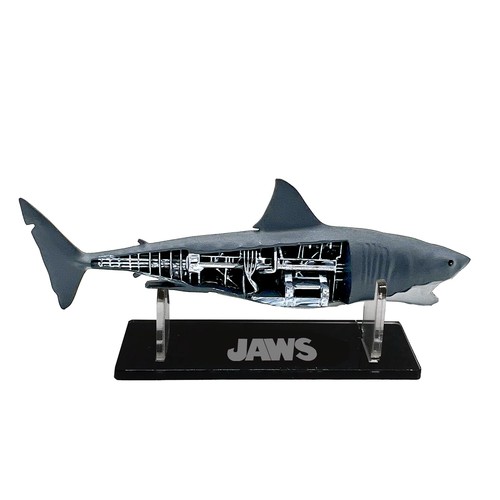 Factory entertainment jaws - entertainment,