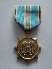 (A52-5) US Coast Guard Civilian Distinguished Public Service Medal RAR!!