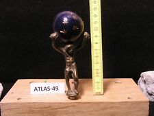 Bronze Altlas mit Weltkugel